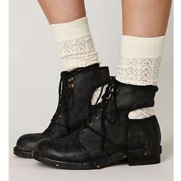 Jeffrey Campbell Rosie Cutout Combat Boots Black Leather Copper Rivets Size 6 - Picture 1 of 16